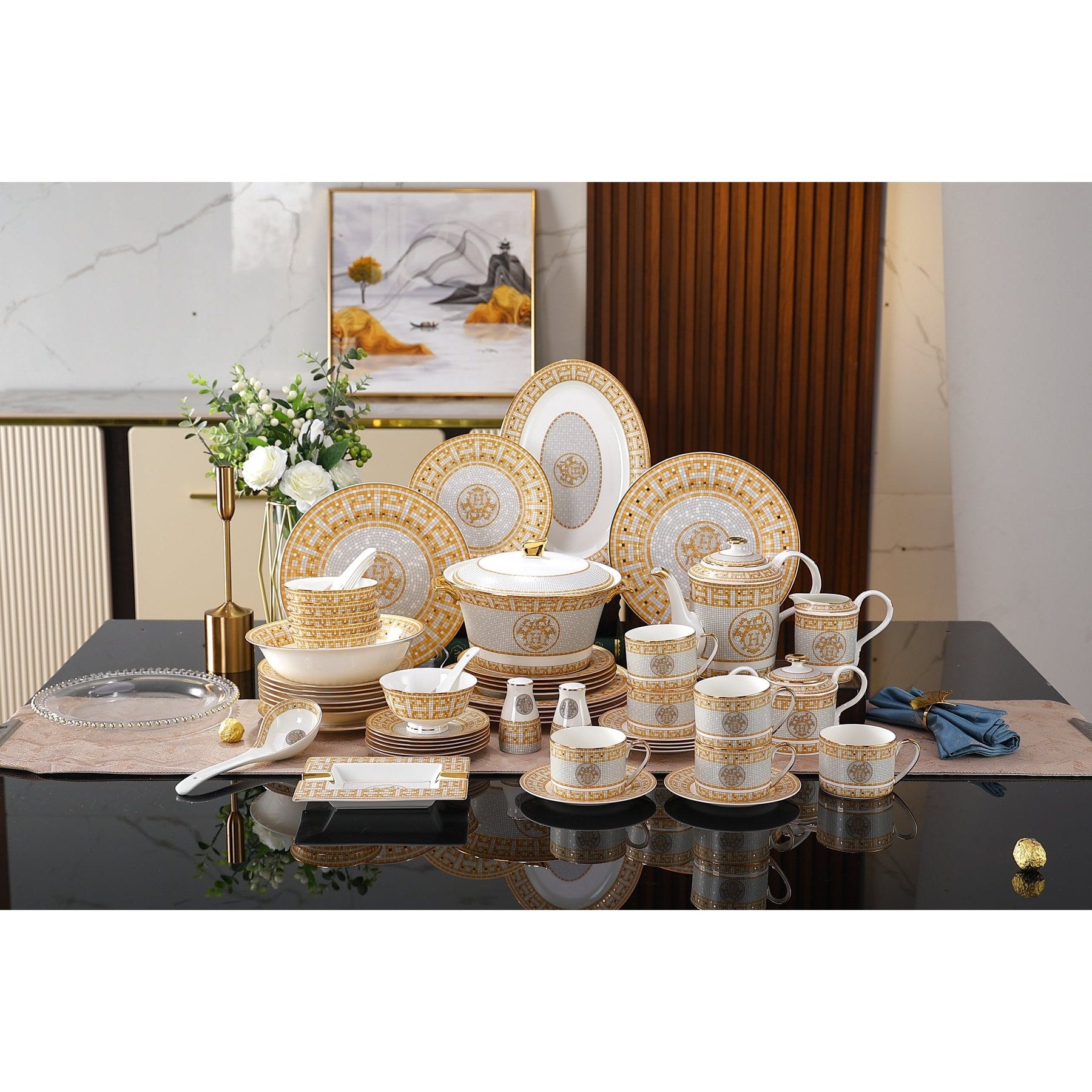 Golden Lattice Medallion Dinnerware Set