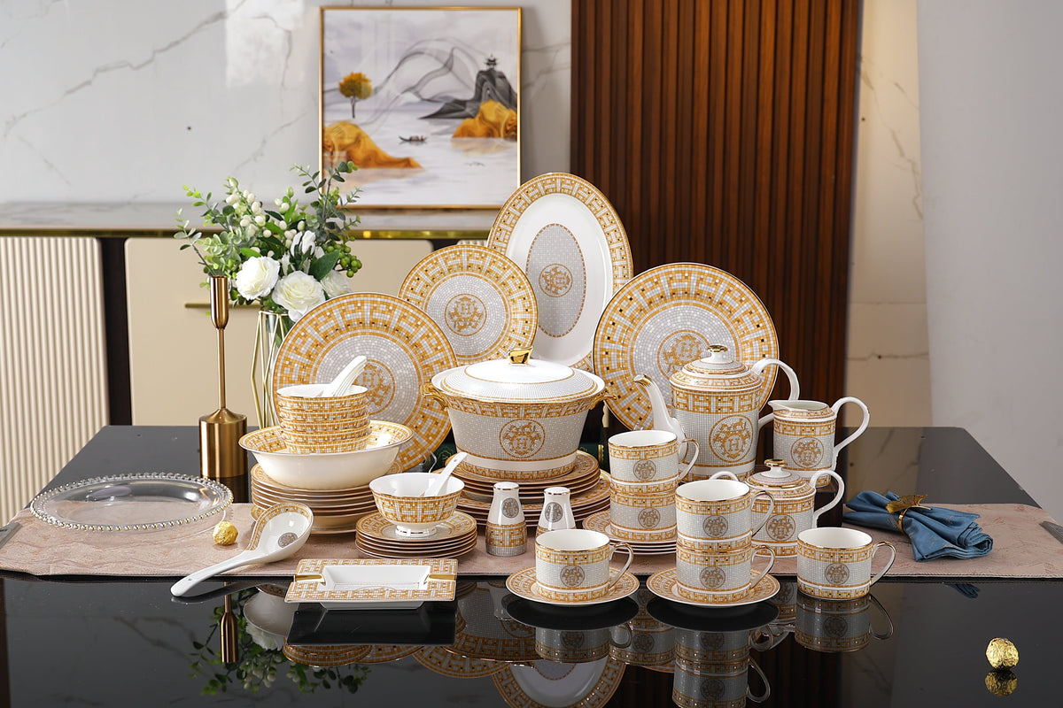 Golden Lattice Medallion Dinnerware Set