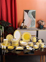 Yellow Geometric Triangle Dinnerware Set
